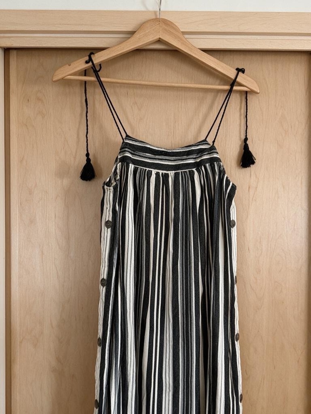 Madewell Black & White Striped Dress w buttons 14